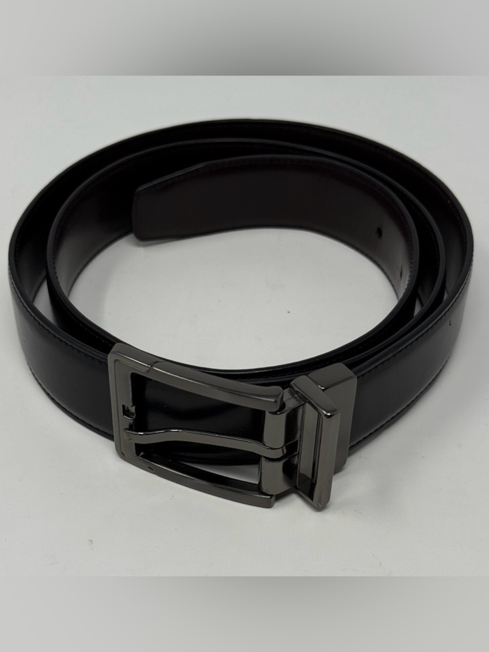 Perry Ellis Black Leather Belt 34/85 Gunmetal Buckle Classic